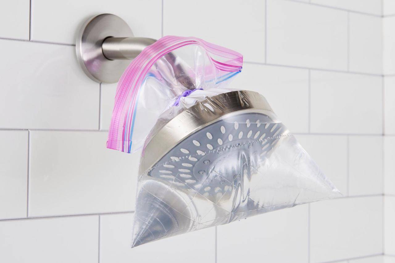 1-minute-trick-fixes-any-weak-showerhead-for-under-50-cents-5