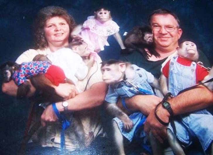 15-awkward-family-photos-that-will-haunt-you-for-long_2