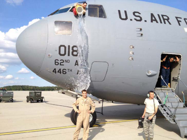 15-most-unfortunate-pictures-taken-the-very-moment-before-disaster-strikes_13