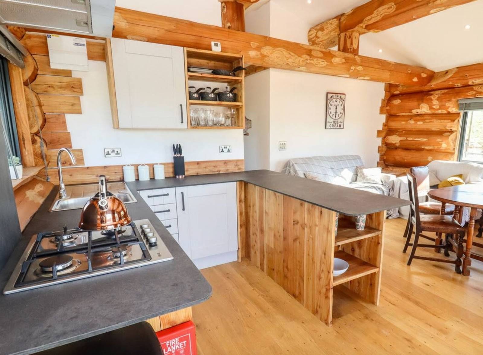 19-m-of-comfort-in-the-snow-a-sustainable-house-with-lots-of-character-nl-3