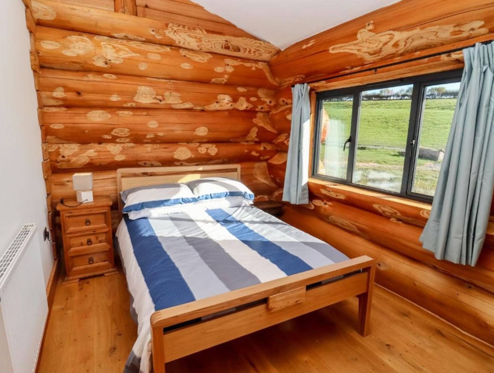 19-m-of-comfort-in-the-snow-a-sustainable-house-with-lots-of-character-nl-5