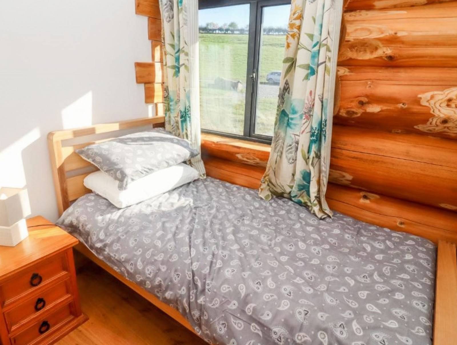19-m-of-comfort-in-the-snow-a-sustainable-house-with-lots-of-character-nl-6