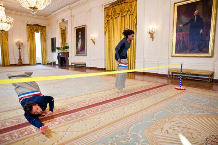 26-of-the-most-iconic-pictures-of-michelle-obama_11