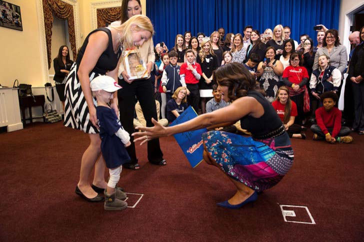 26-of-the-most-iconic-pictures-of-michelle-obama_21