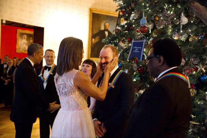 26-of-the-most-iconic-pictures-of-michelle-obama_22
