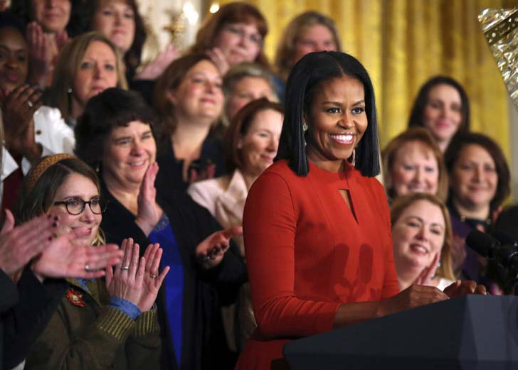 26-of-the-most-iconic-pictures-of-michelle-obama_27