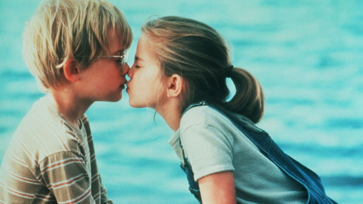 28-years-since-home-alone-surprising-details-emerge-about-macaulay-culkins-past_5