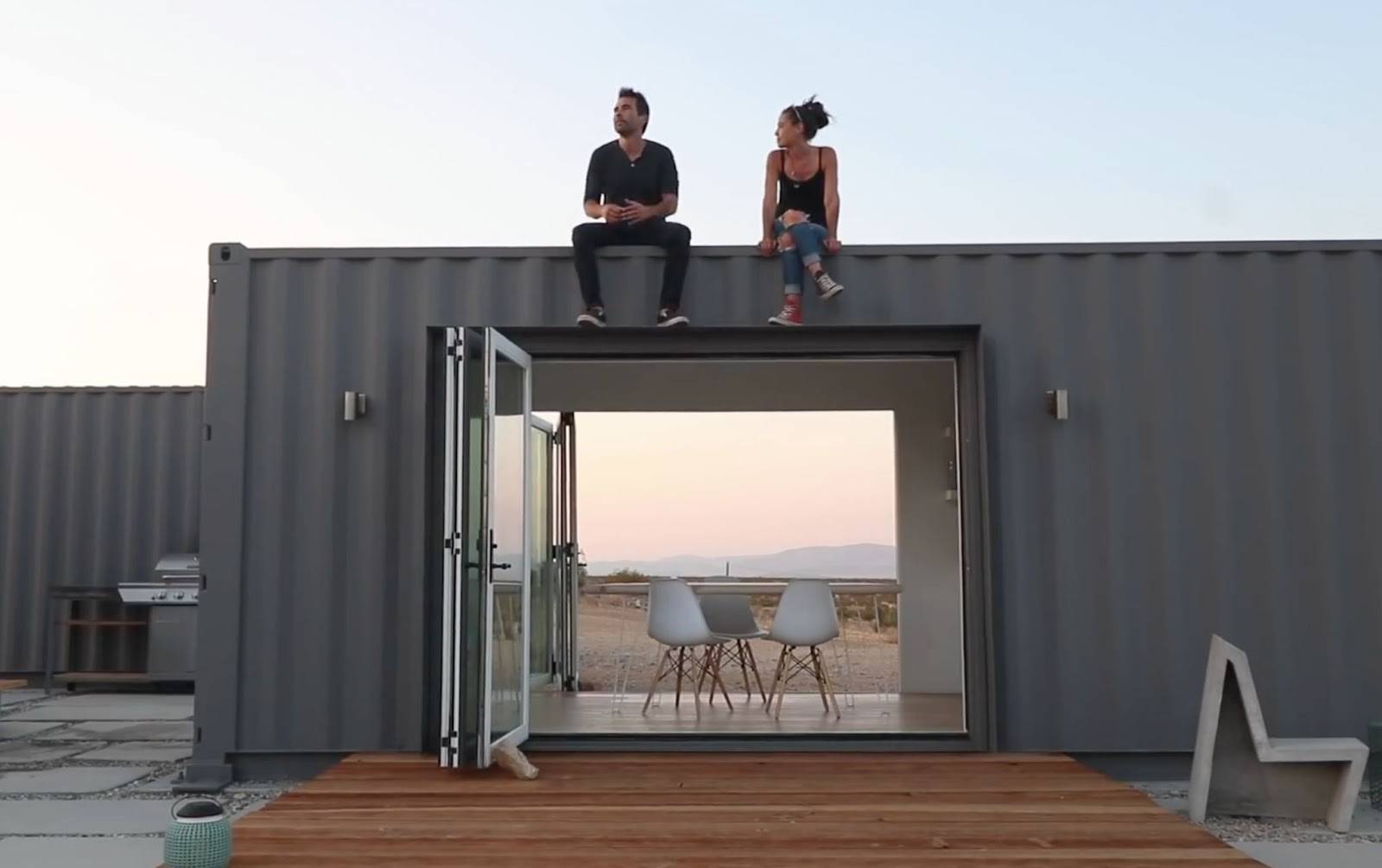 a-61-000-desert-odyssey-when-three-containers-become-a-home-fr-1