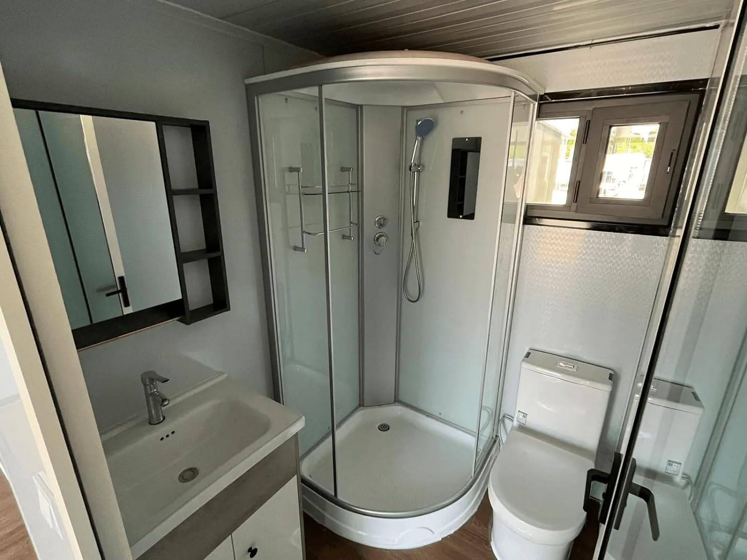 A Foldable House At €9,650 On Amazon Provides Shelter For A Homeless Man FR_7