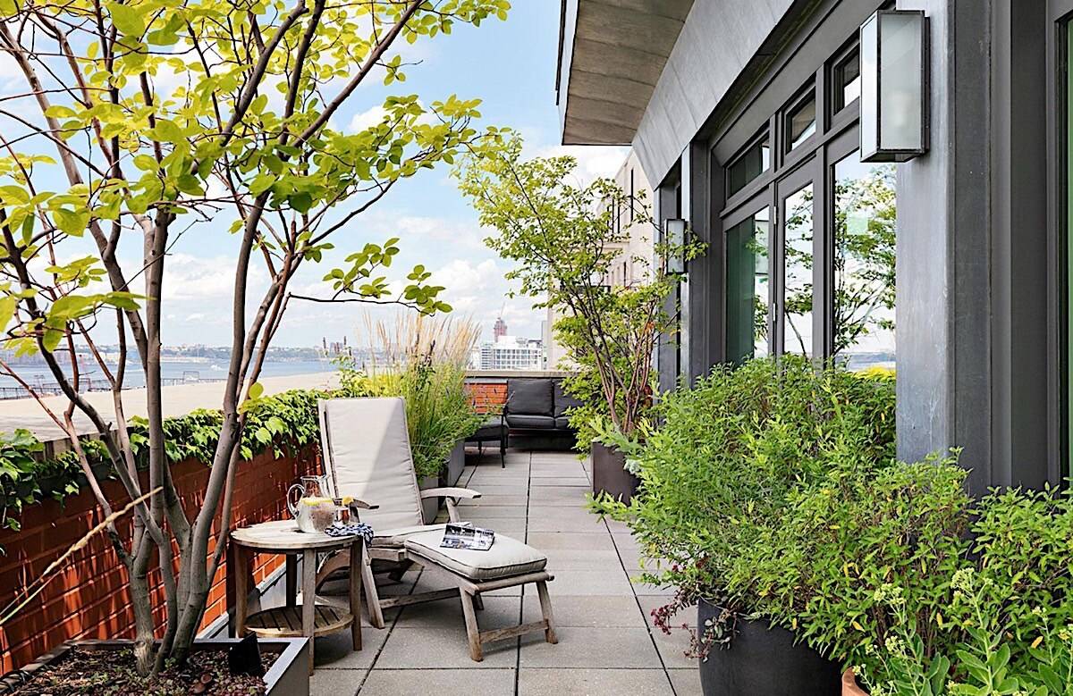 TEST MISTAKE Meryl Streep's $24.6M Luxury Condo Tour: 4,000 Sq Ft with Breathtaking City Views_15