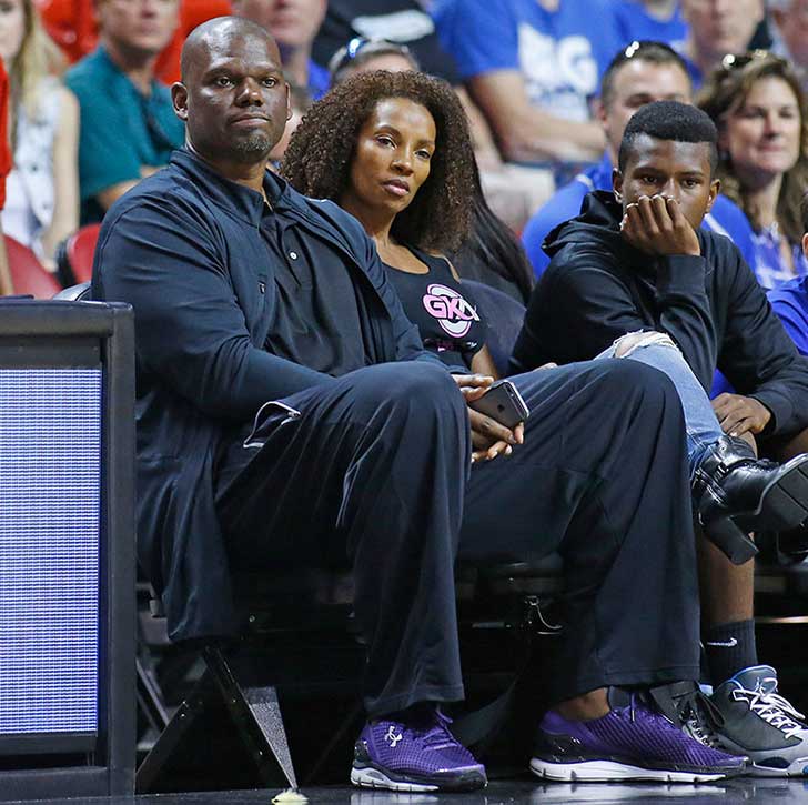 the-25-richest-nba-players-and-the-women-behind-them_15