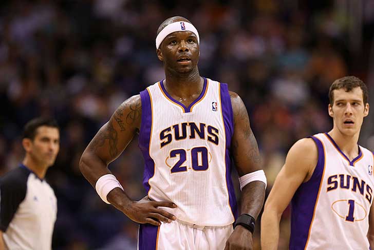 the-25-richest-nba-players-and-the-women-behind-them_40