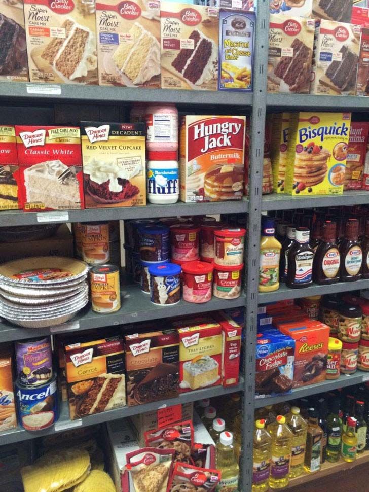 the-rest-of-the-world-thinks-this-is-what-american-food-is-and-its-kind-of-crazy_8