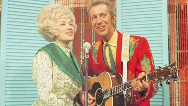 the-stunning-transformation-of-dolly-parton-over-50-years_7