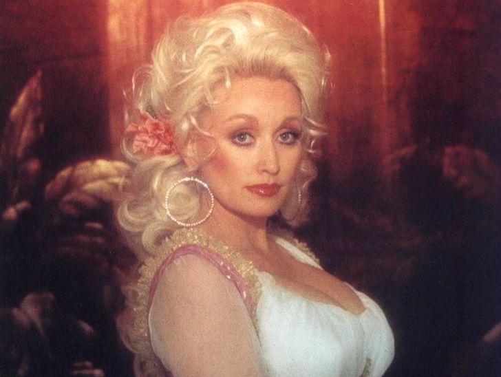 the-stunning-transformation-of-dolly-parton-over-50-years_8