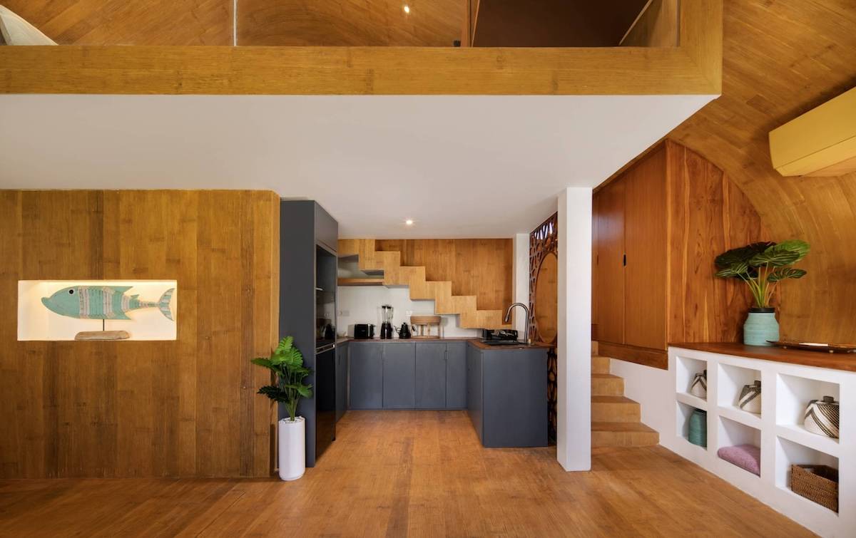 this-eco-tiny-house-has-everyone-hooked-wait-until-you-see-the-inside-fr-3