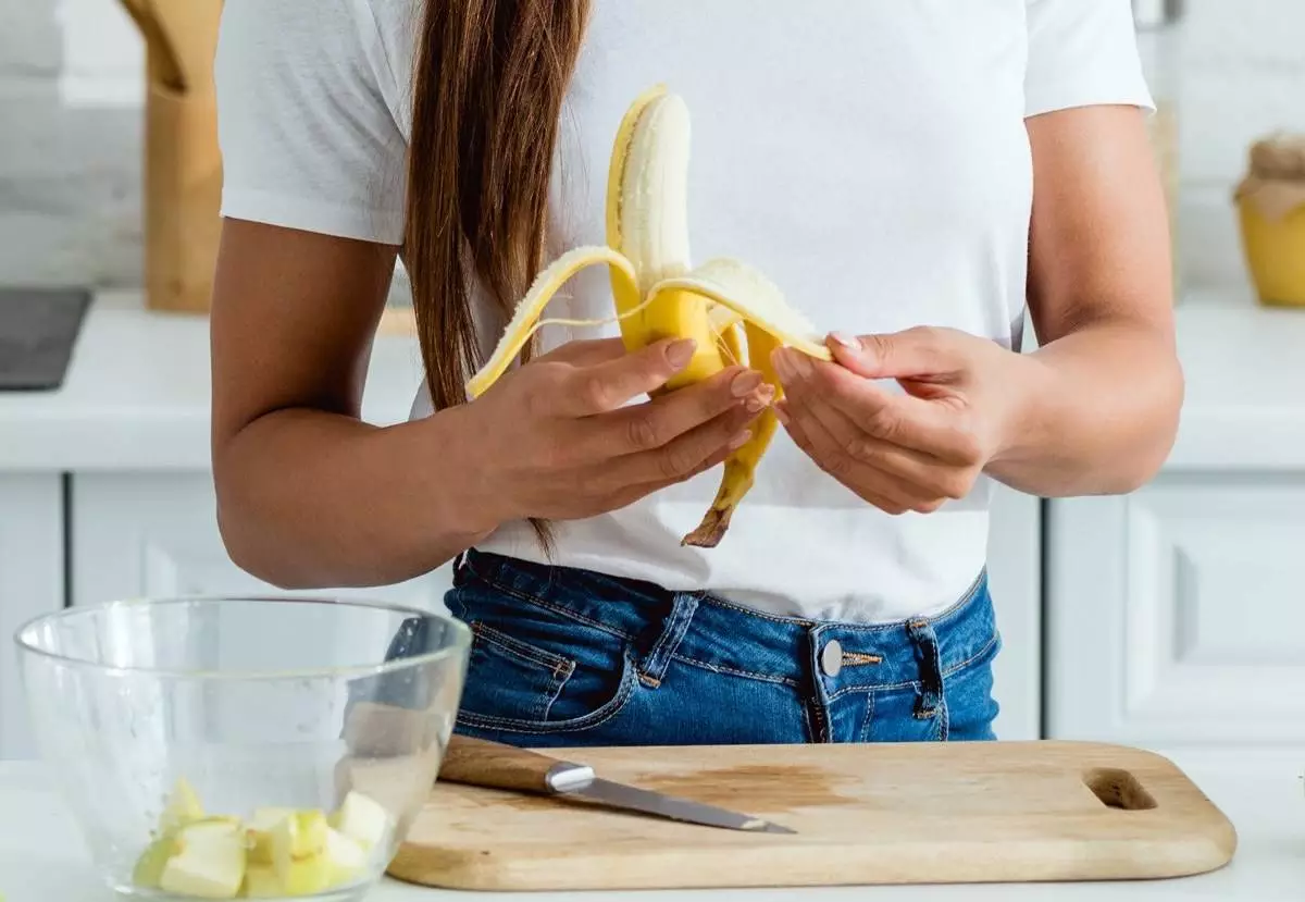 Two Bananas Every Day: The Secret To A Calm Belly And A Protected Heart FR_5