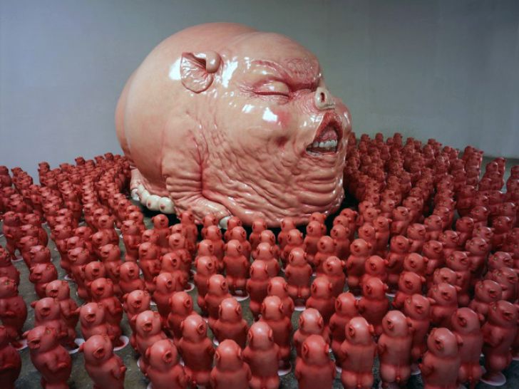 Weird Statues_19