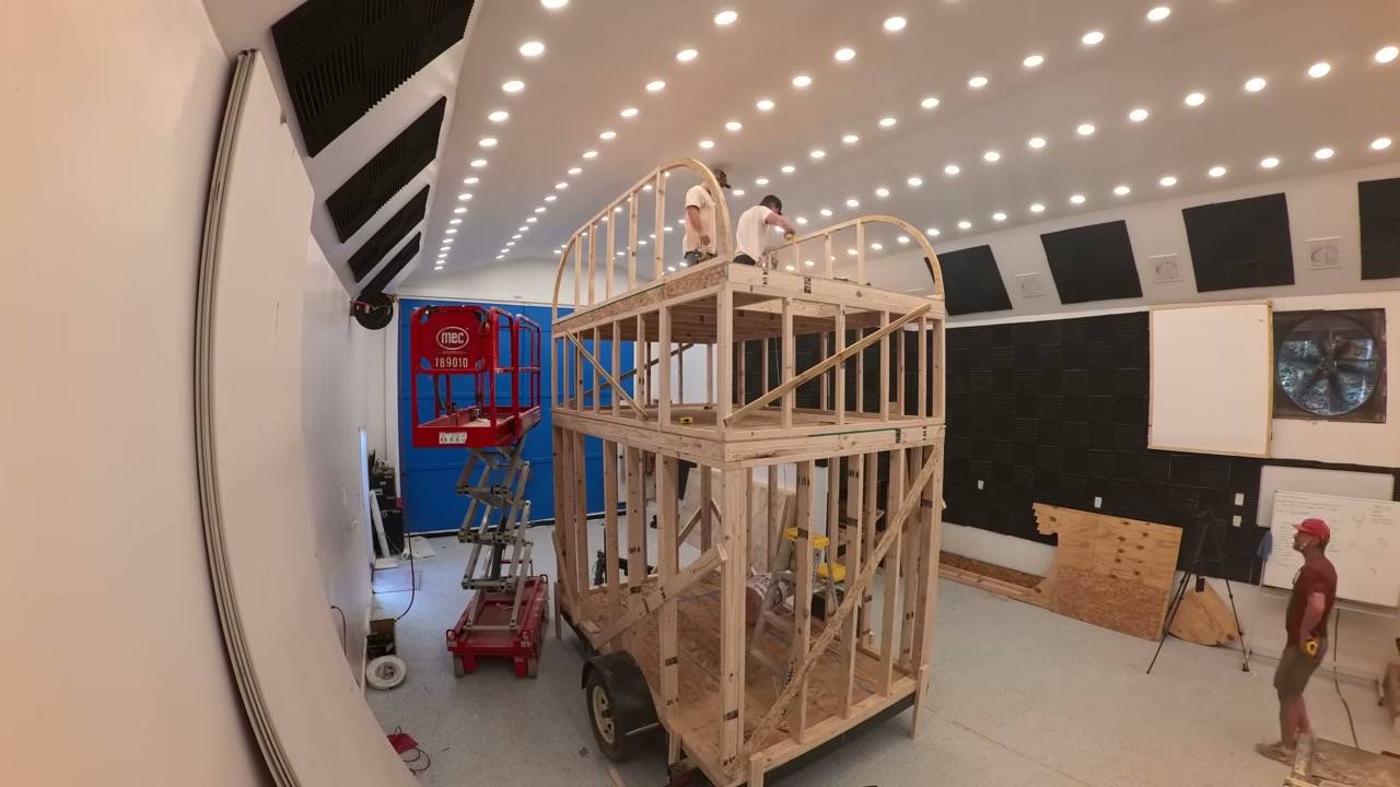 world-s-first-13-foot-triple-deck-micro-camper-step-inside-3