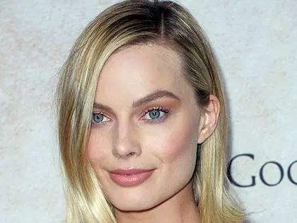 15 Perfect Haircuts For Older Women