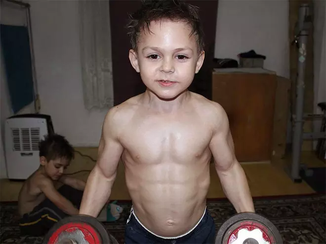Giuliano Stroe: Amazing Child Bodybuilder