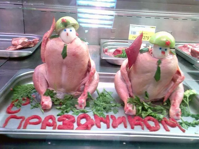 How Russians Decorate Their Food